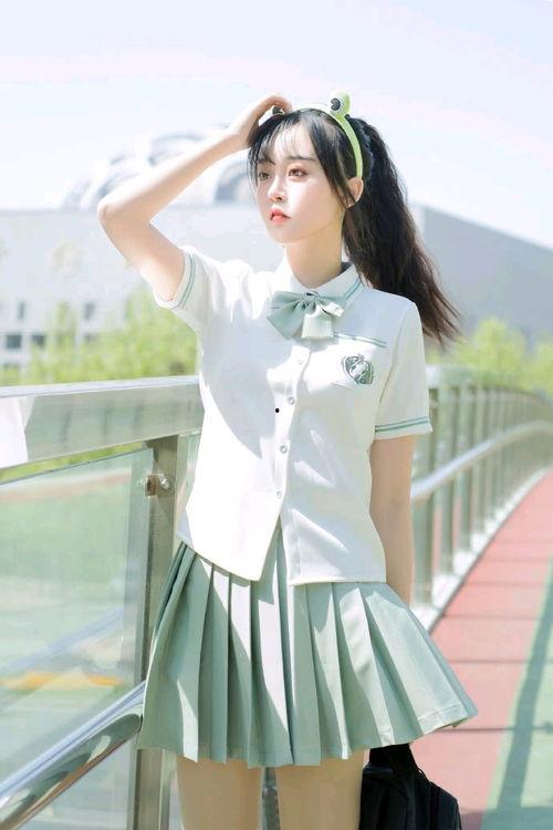 国产白丝jk视频,青春校园的时尚演绎